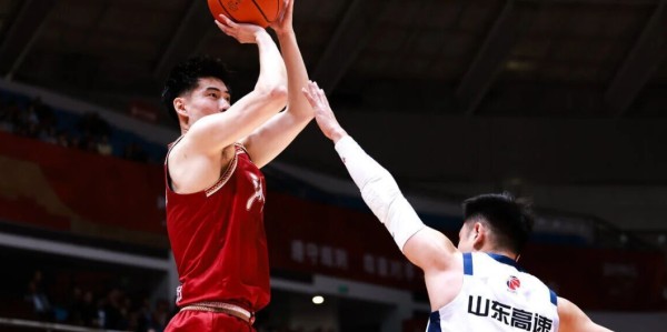 虎扑电竞app下载-CBA排名一夜大乱！广州杀进第12，又有黑马抢前4，广东这下更难了