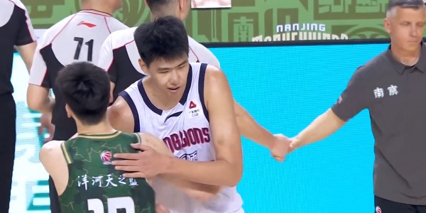 虎扑电竞app下载-CBA排名一夜大乱！广州杀进第12，又有黑马抢前4，广东这下更难了
