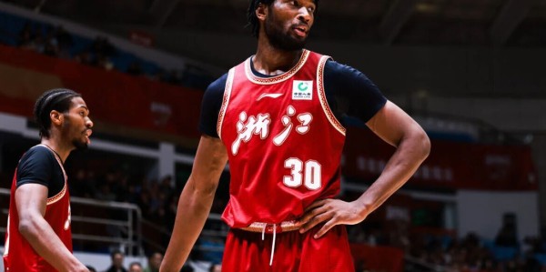 虎扑电竞app下载-CBA排名一夜大乱！广州杀进第12，又有黑马抢前4，广东这下更难了